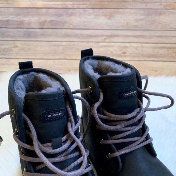 UGG Men’s Harkley Waterproof Black Boots - Picture 5 of 8